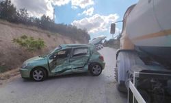 Eskişehir'den yola çıkmıştı: Kontrolden çıkan otomobil su tankeri ile çarpıştı
