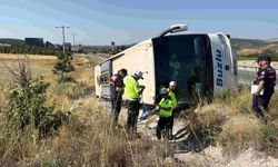 Eskişehir'de katliam gibi kaza: Yolcu otobüsü devrildi, 24 yaralı