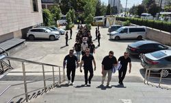 3 milyonluk zarar tespit edildi: Eskişehir merkezli dolandırıcılık operasyonunda 12 gözaltı!