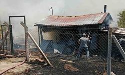 Eskişehir'de prefabrik ev, çıkan yangında kullanılamaz hale geldi