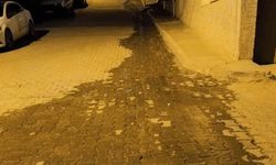 Eskişehir'e her gün bir sokakta su borusu patlıyor