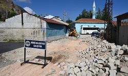 İnönü'de belediye ekipleri birçok noktada çalışma yürütüyor