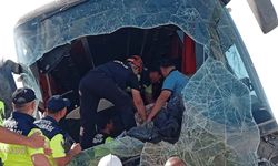 Katliam gibi kaza! Otobüs yoldan çıktı: 44 yaralı