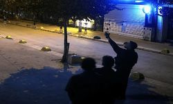 Eskişehir'de şoke eden görüntüler: Çalıp, kaçtılar!
