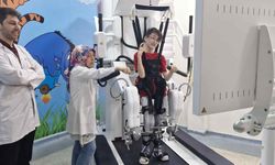 Yürüyemeyen çocuklar için robotik tedavi: Eskişehir’de minik adımlara büyük destek
