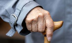 65 yaş üstü ve emeklilere devlet desteği: Hepsinden ücretsiz şekilde faydalanabilecekler