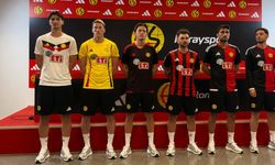 Şehrin ruhu sahada: Eskişehirspor'un yeni formaları futbolcuların üzerinde