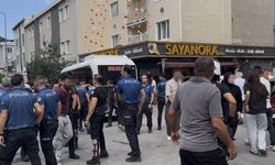 Akraba kavgasında bıçaklar çekildi: Çok sayıda yaralı var