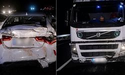 Eskişehir yolunda alkollü tır sürücüsü otomobile çarptı: 3 yaralı