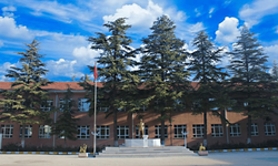 Eskişehir'in köklü lisesinde kayıtlar başlıyor