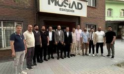 Brüksel Saint-Josse-ten-Noode Belediye Başkanı Emir Kır, MÜSİAD Eskişehir şubesini ziyaret etti
