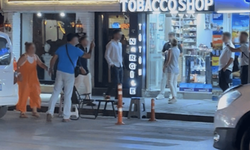 Eskişehir'de cadde ortasında kavga: “Kafanı keserim” diyerek tehdit etti