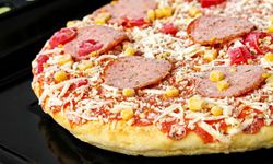 Eskişehir'de dondurulmuş pizzadan çıkan şoke etti