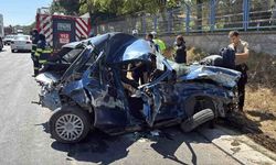 Eskişehir'de TIR, otomobil ve çöp kamyonu birbirine girdi: Kadın yolcu feci şekilde can verdi