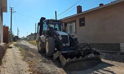 Oklubalı’da bozuk yollar için çalışma başladı