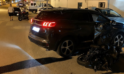 Eskişehir’de otomobil ile motosiklet çarpıştı: 2 kişi hastaneye kaldırıldı