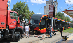Tramvayın çarptığı kadın hayatını kaybetti