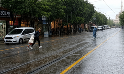 Eskişehir'e gök gürültülü sağanak geliyor: Meteoroloji tarih verdi