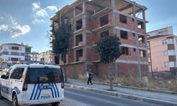 Eskişehir’de korkunç olay! 4. kattan beton zemine düştü