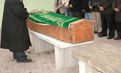 Muhtar acı haberi duyurdu: Eskişehir'in tanınan ismi hayatını kaybetti