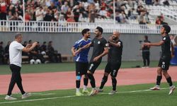 Eskişehir Anadolu, Ayvalıkgücü Belediyespor'u 3 golle mağlup etti
