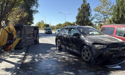 Eskişehir’de ticari taksi ile SUV çarpıştı: 2 yaralı