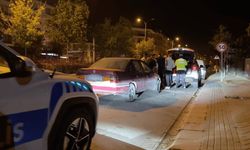 Emek Mahallesi'nde gece yarısı denetim: Şüphe üzerine durduruldu