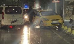Eskişehir'de kaygan zemin kazaya sebep oldu: 3 yaralı