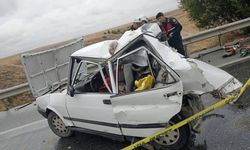 Eskişehir'de tır otomobil arkadan çarptı: 2 kişi hayatını kaybetti