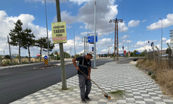 İnönü’de cadde ve sokaklarda temizlik çalışması gerçekleştirildi