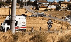 Eskişehir'de otomobiller kavşakta çarpıştı: 1'i ağır 3 yaralı!