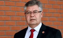 Tepebaşı Belediye Başkan Yardımcısı Neşet Ertoy kalp krizi geçirdi