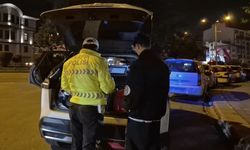 Eskişehir'de film gibi kovalamaca! Binlerce lira ceza yedi, ehliyeti iptal oldu, motoru menedildi