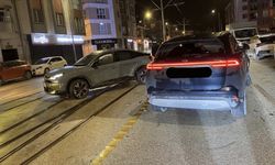 Eskişehir'de tramvay yolunda kaza: Seferler durdu