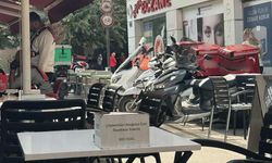 Eskişehir'de trafiğe kapalı sokak motosikletler için otoparka dönüştü