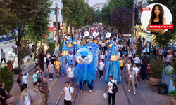 Uluslararası Eskişehir Porsuk Festivali renkli kortejle başladı