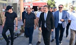 Vali Yılmaz Baksan'da yangın çıkan iş yerini ziyaret etti