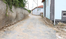 Gümüşkonak Mahallesi’nde yollar yenilendi