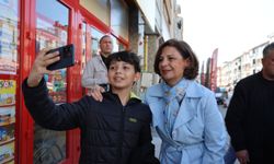Ayşe Ünlüce Şirintepe Mahallesi'nde esnaf ve vatandaşla bir araya geldi