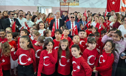 Dumlupınar İlköğretim Okulu’nda Cumhuriyet Bayramı coşkuyla kutlandı