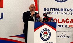 Albayrak: "Eğitimcilerimizin, hakkını savunan sendikacılığın daima yanında olmaya devam edeceğiz"