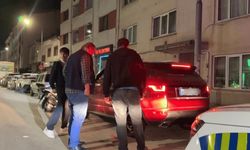 Eskişehir'de motosikletli park halindeki araca çarptı: 1.90 promil alkollü çıktı