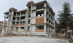Eskişehir’de iki yeni okulun inşaatı sürüyor