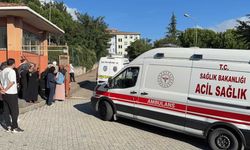Son dakika... İmam hatip ortaokulunda bir öğrenci 5 öğrenciyi bıçakladı!