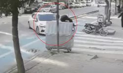 Eskişehir'de otomobil bisiklet yoluna daldı