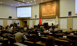 Tepebaşı’nın 6,9 milyarlık bütçesi mecliste tartışıldı