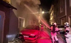 3 katlı binada yangın çıktı: 1 kişi hayatını kaybetti