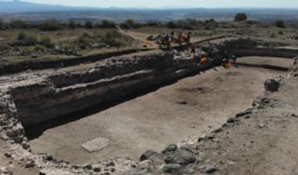 Karacahisar Kalesi’ndeki hayati yapının yüzde 90’ı açığa çıktı