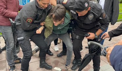 Okullara imamların gönderilmesi protestosunda olay çıktı