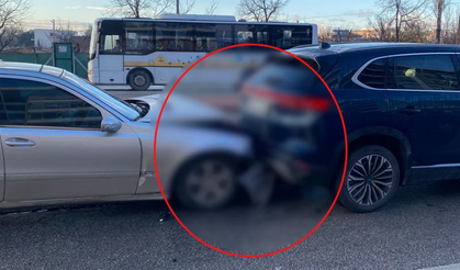 Togg ve Mercedes arasında şaşırtıcı kaza: Görenler gözlerine inanamadı